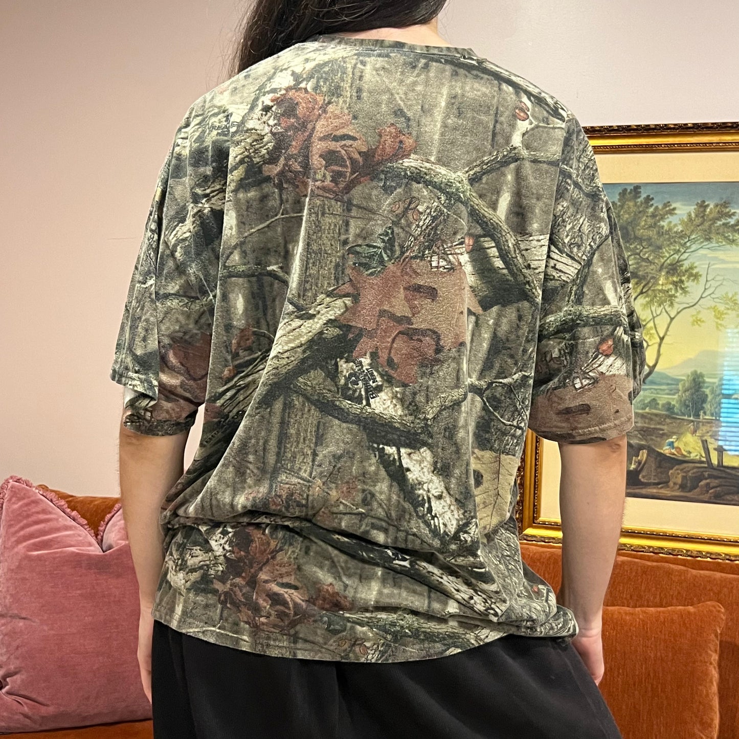 DUMP YOUR REPUBLICAN BOYFRIEND camo t-shirt with pink text (2XL)