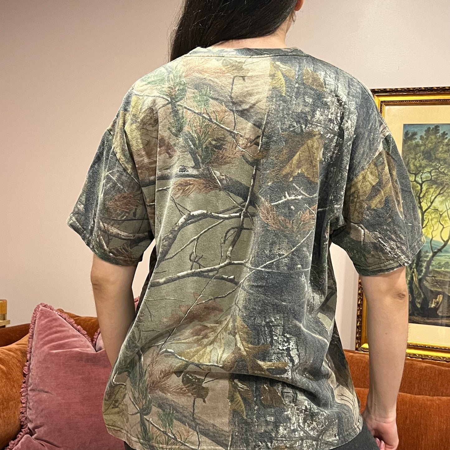 DUMP YOUR REPUBLICAN BOYFRIEND camo t-shirt with pink text (XL)