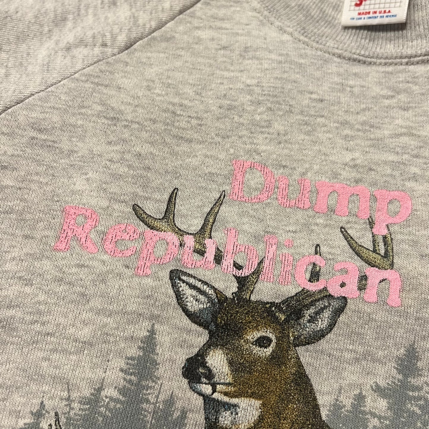 DUMP YOUR REPUBLICAN BOYFRIEND animal crewneck with pink text (L/XL)