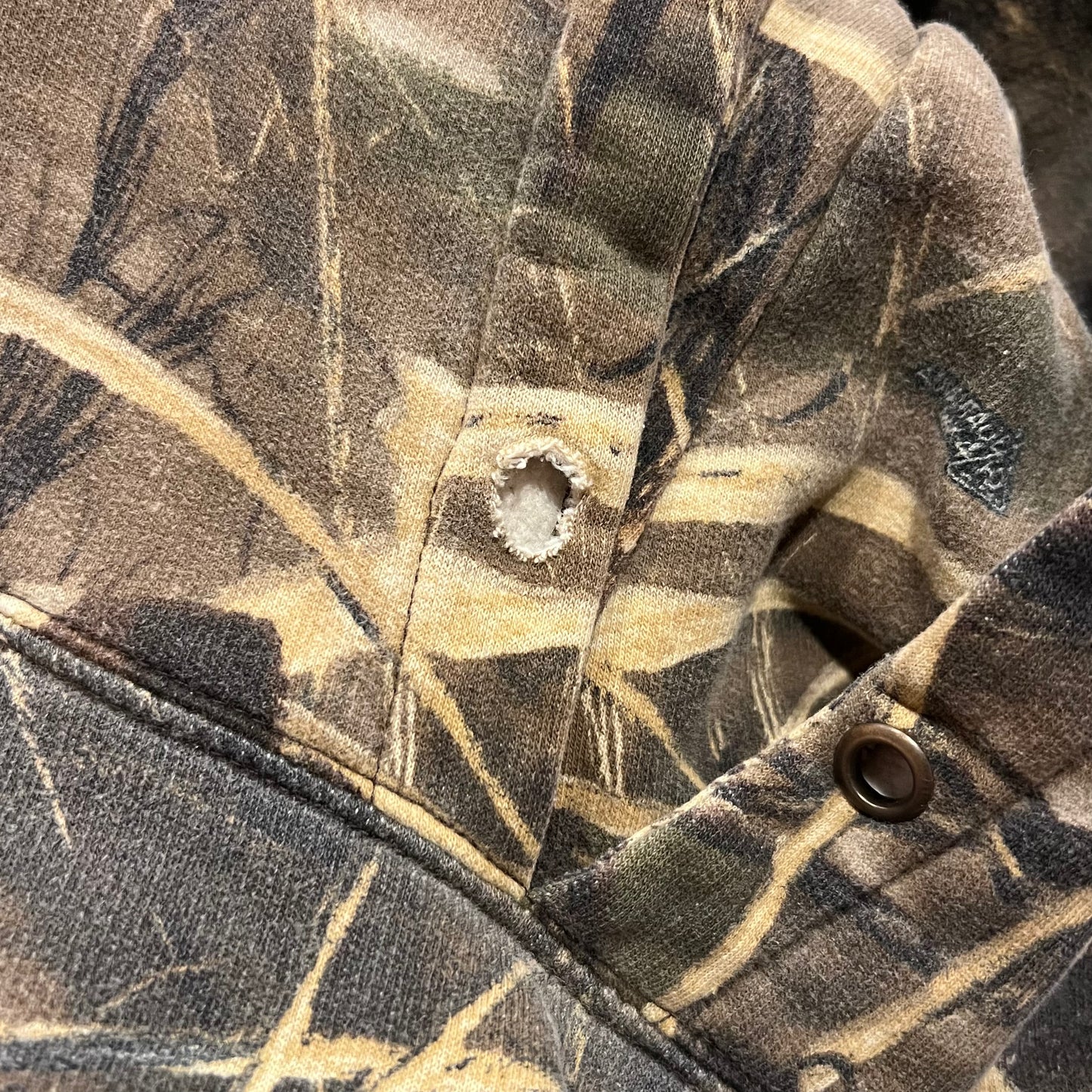 DUMP YOUR REPUBLICAN BOYFRIEND camo hoodie with pink text (XL/2XL)