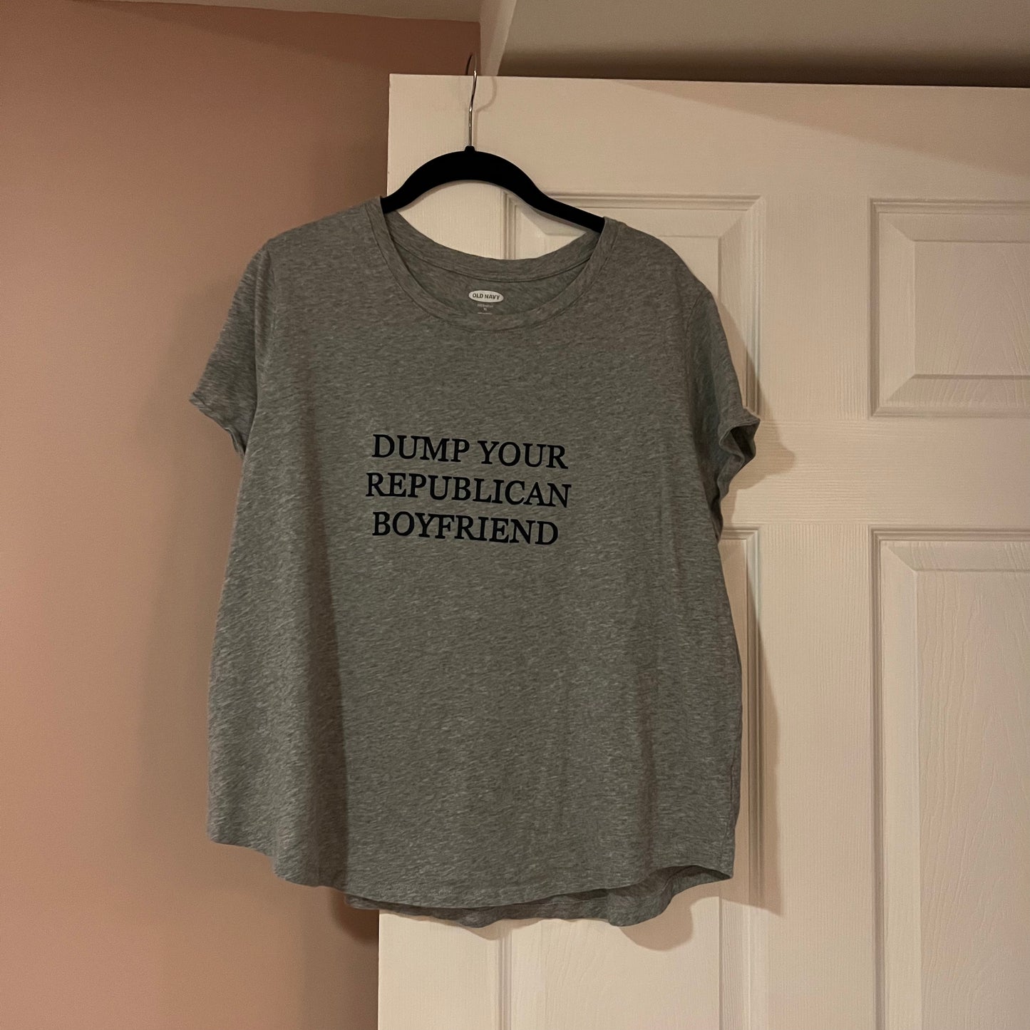 DUMP YOUR REPUBLICAN BOYFRIEND (XL)