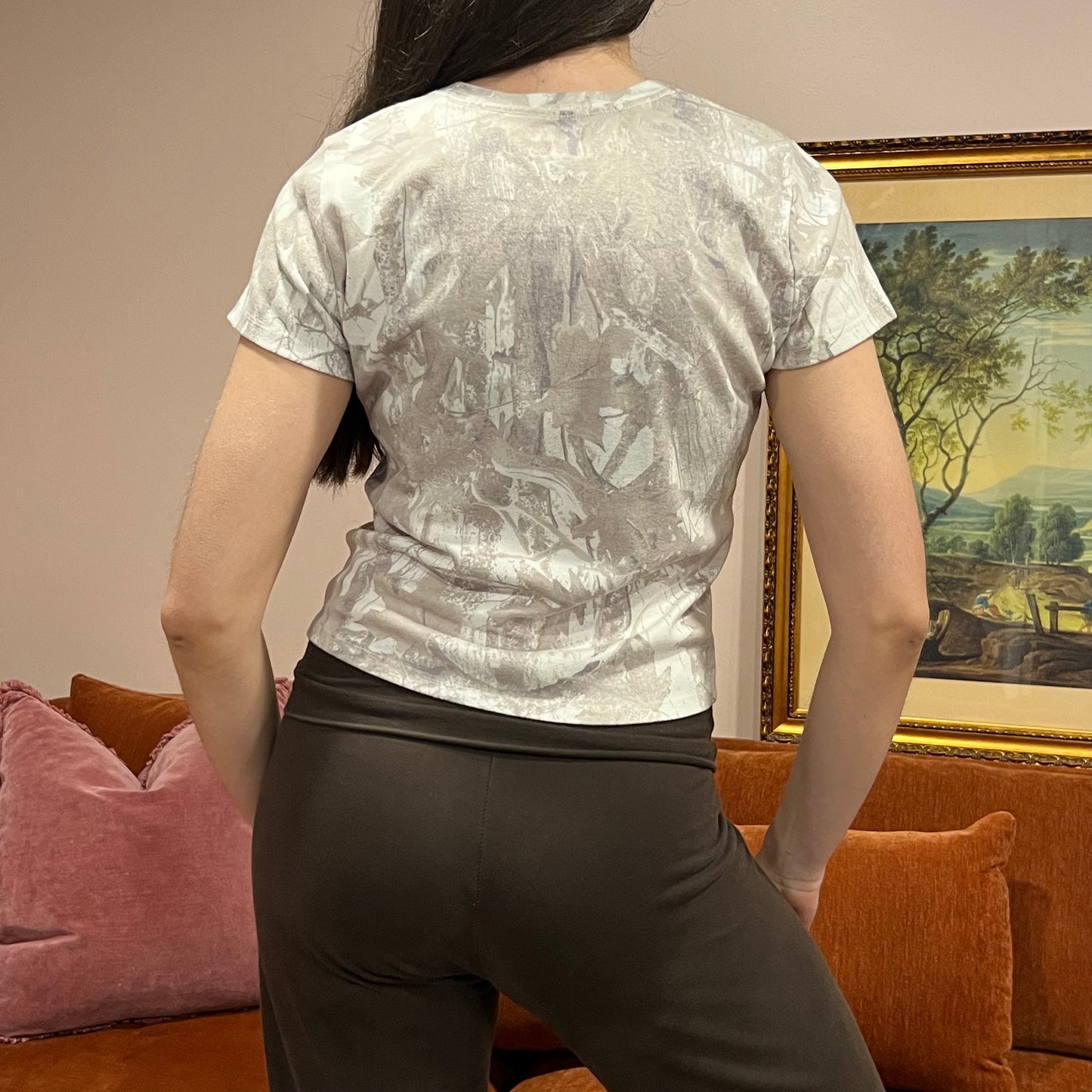 DUMP YOUR REPUBLICAN BOYFRIEND white camo t-shirt with pink text (L)