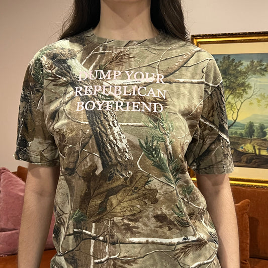 DUMP YOUR REPUBLICAN BOYFRIEND camo t-shirt with pink text (S)