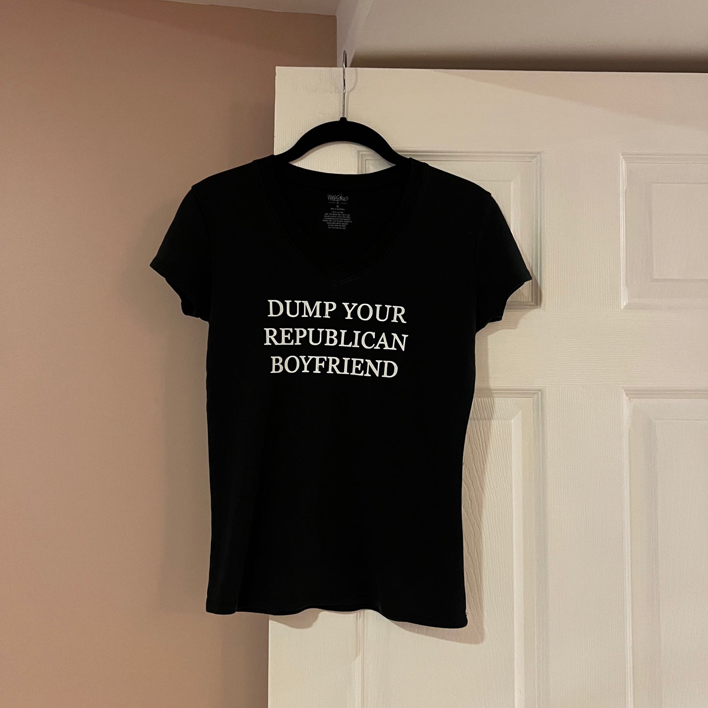 DUMP YOUR REPUBLICAN BOYFRIEND (M)