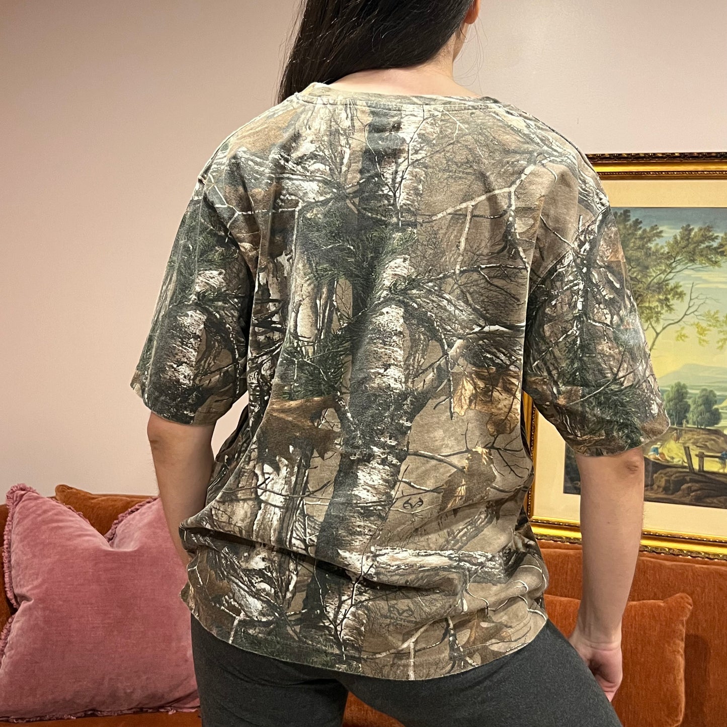 DUMP YOUR REPUBLICAN GIRLFRIEND camo t-shirt with orange text (L)
