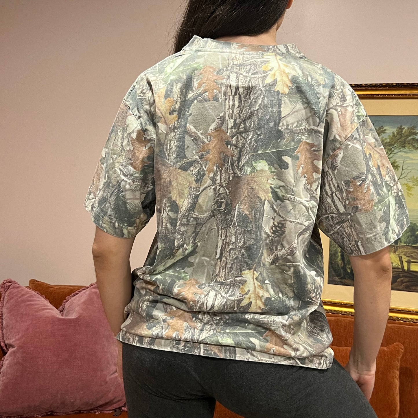 DUMP YOUR REPUBLICAN GIRLFRIEND camo t-shirt with orange text (M)