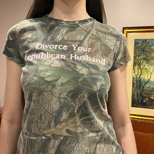 DIVORCE YOUR REPUBLICAN HUSBAND camo t-shirt with pink text (M)