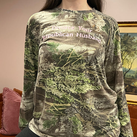 DIVORCE YOUR REPUBLICAN HUSBAND camo long sleeve t-shirt with pink text (L)