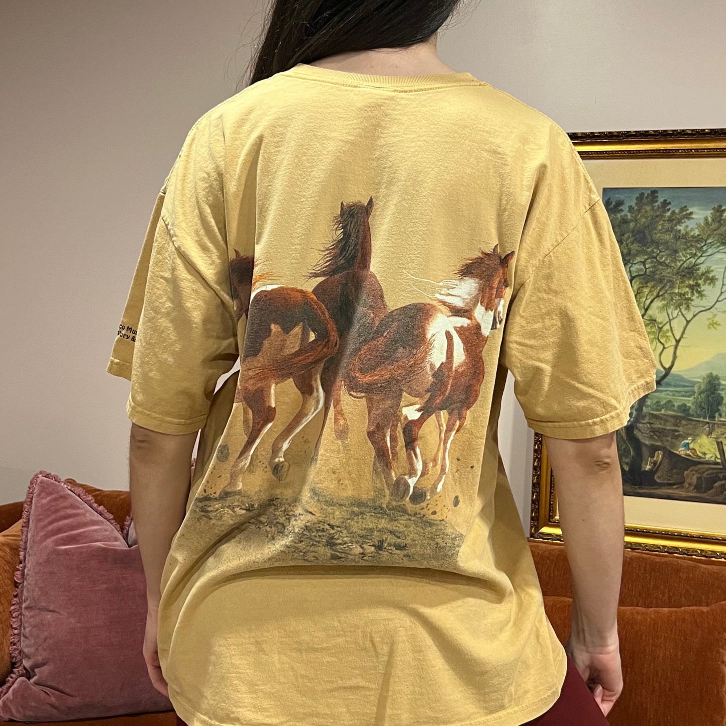DUMP YOUR REPUBLICAN BOYFRIEND animal t-shirt with orange text (XL)