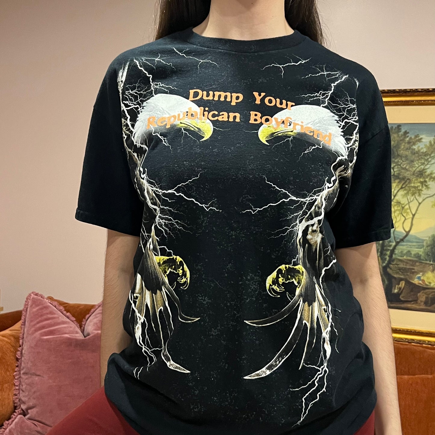 DUMP YOUR REPUBLICAN BOYFRIEND animal t-shirt with orange text (L)