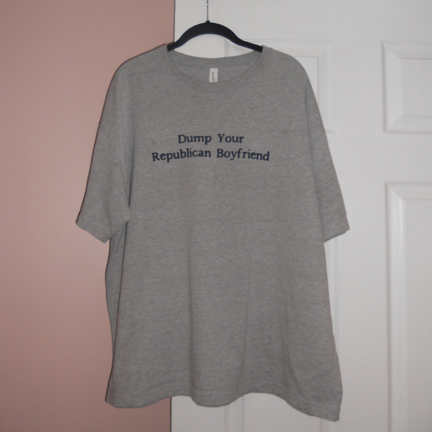 DUMP YOUR REPUBLICAN BOYFRIEND grey tee