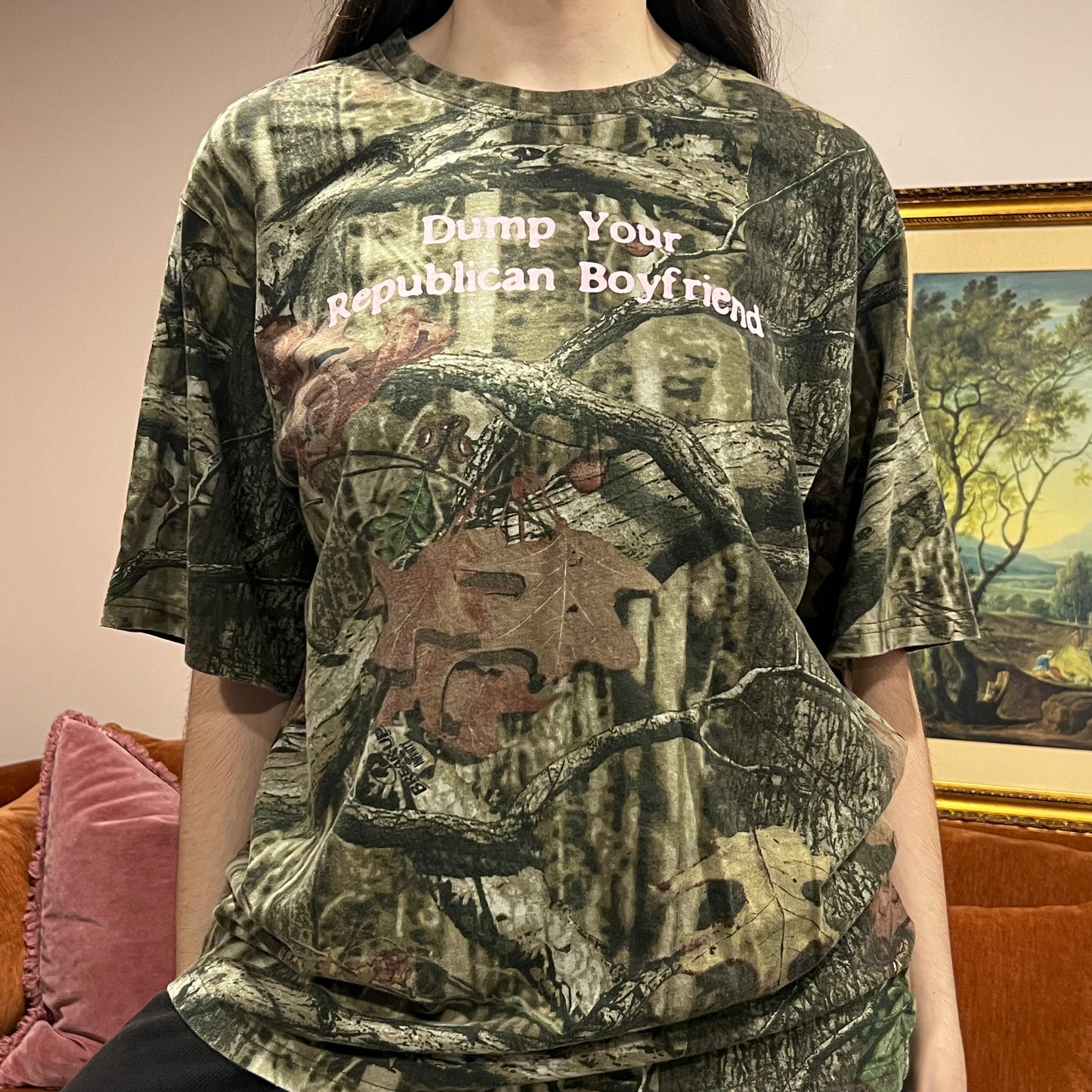 DUMP YOUR REPUBLICAN BOYFRIEND camo t-shirt with pink text (L)