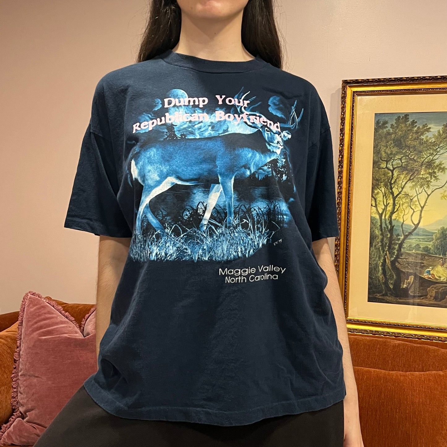 DUMP YOUR REPUBLICAN BOYFRIEND animal t-shirt with pink text (XL)