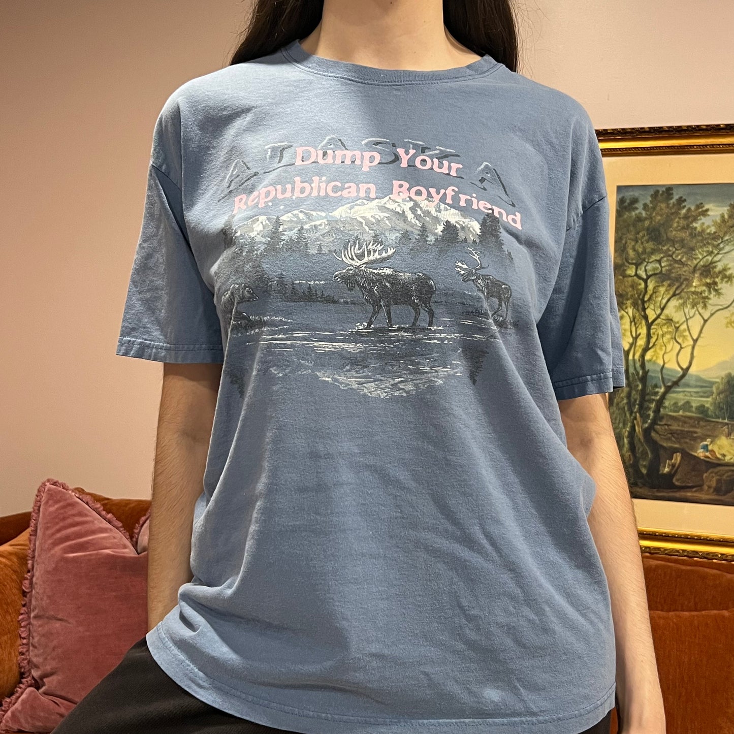 DUMP YOUR REPUBLICAN BOYFRIEND animal t-shirt with pink text (L)