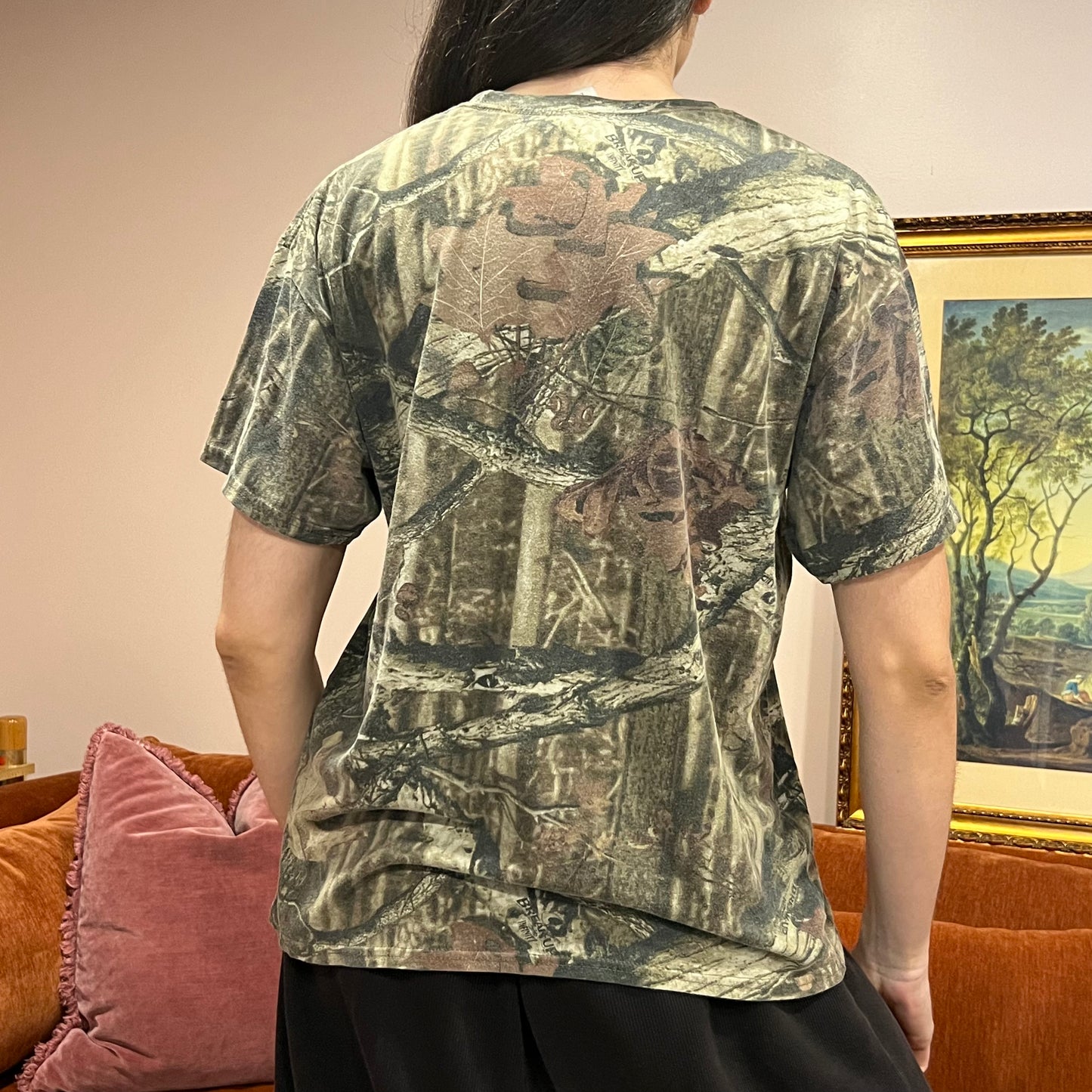 DUMP YOUR REPUBLICAN BOYFRIEND camo t-shirt with orange text (L)