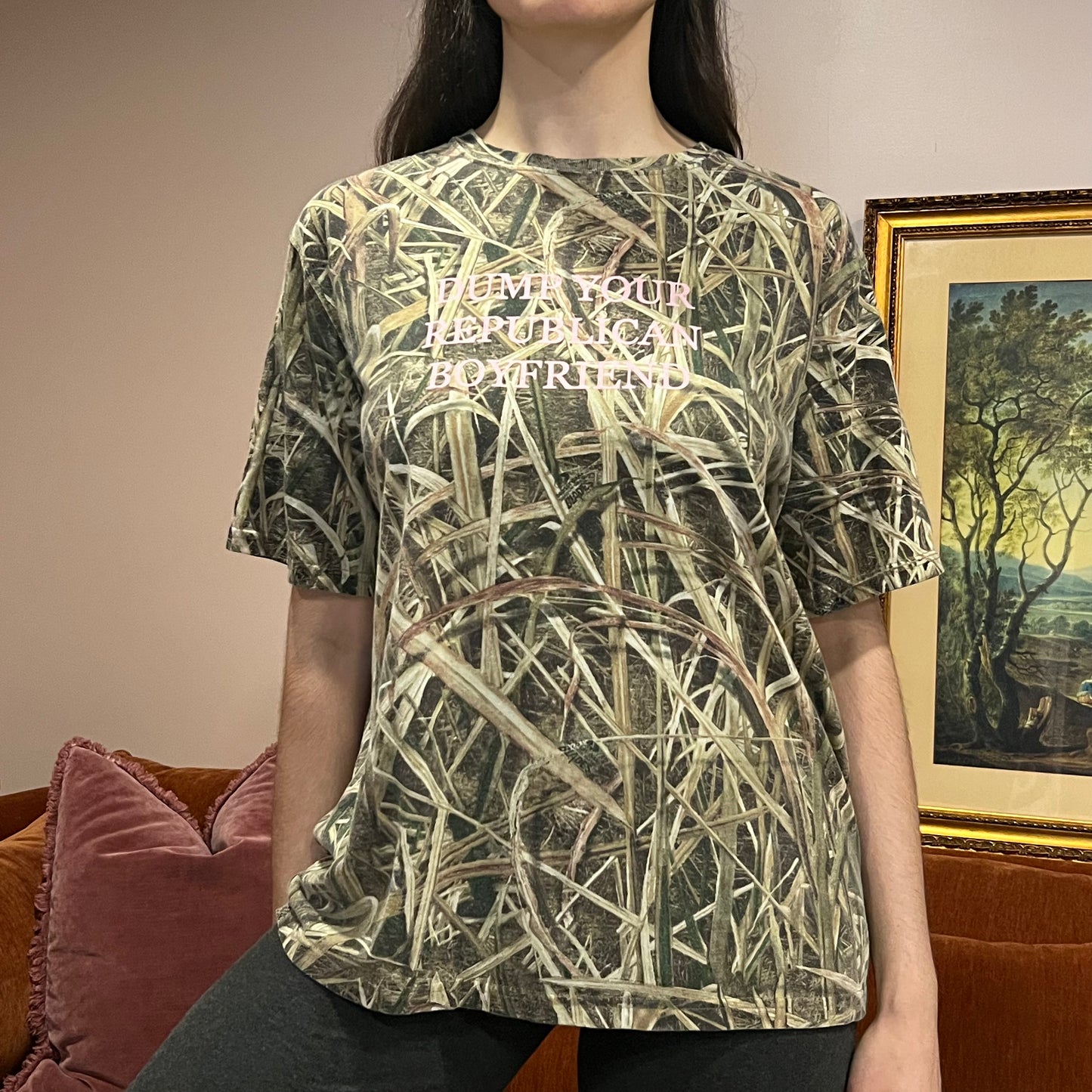 DUMP YOUR REPUBLICAN BOYFRIEND camo t-shirt with pink text (L)
