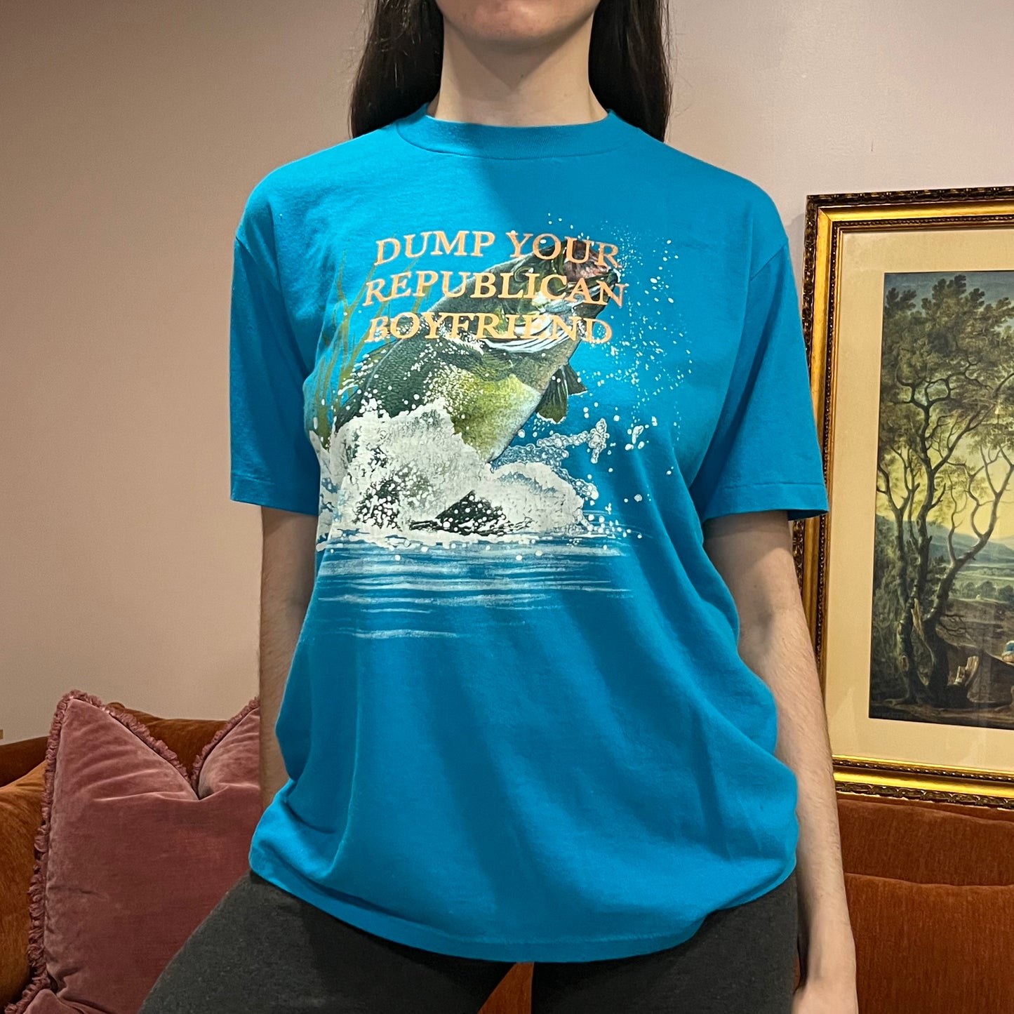 DUMP YOUR REPUBLICAN BOYFRIEND animal t-shirt with orange text (L)