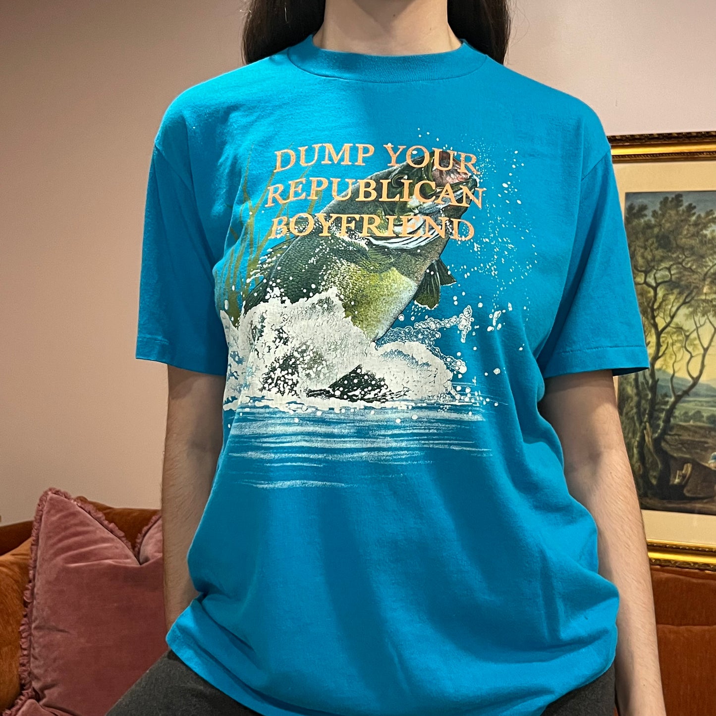 DUMP YOUR REPUBLICAN BOYFRIEND animal t-shirt with orange text (L)