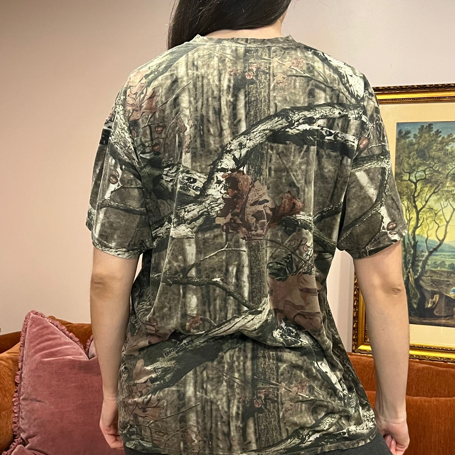 DUMP YOUR REPUBLICAN BOYFRIEND camo t-shirt with pink text (XL)