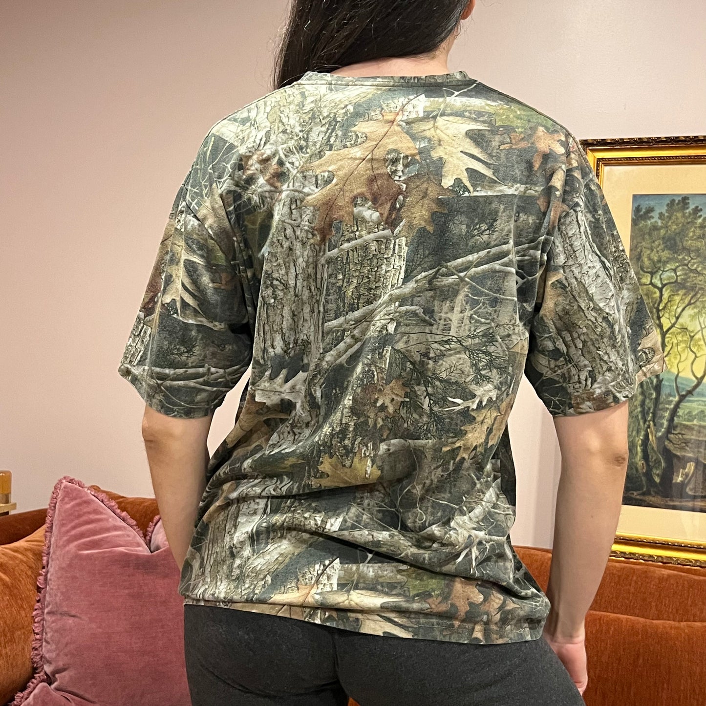 DUMP YOUR REPUBLICAN BOYFRIEND camo t-shirt with pink text (XL)