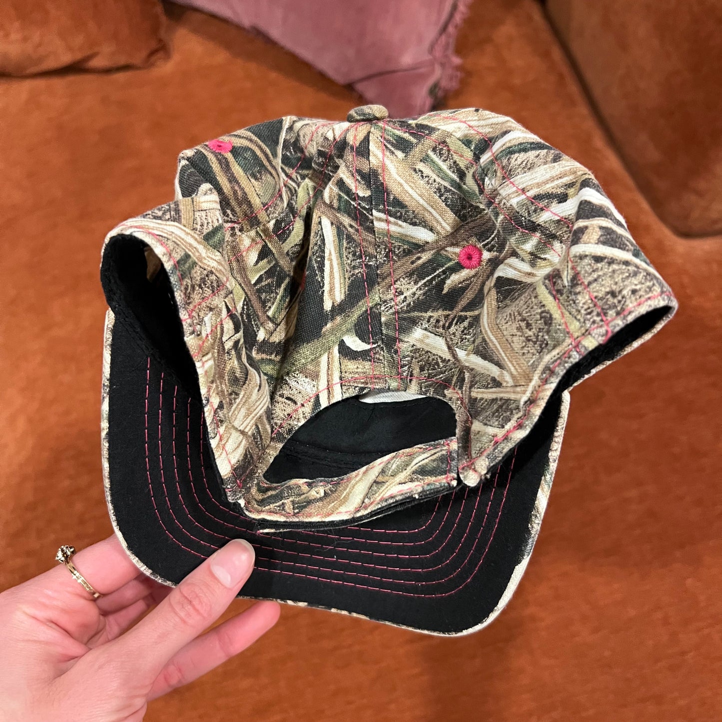 DUMP YOUR REPUBLICAN BOYFRIEND camo hat