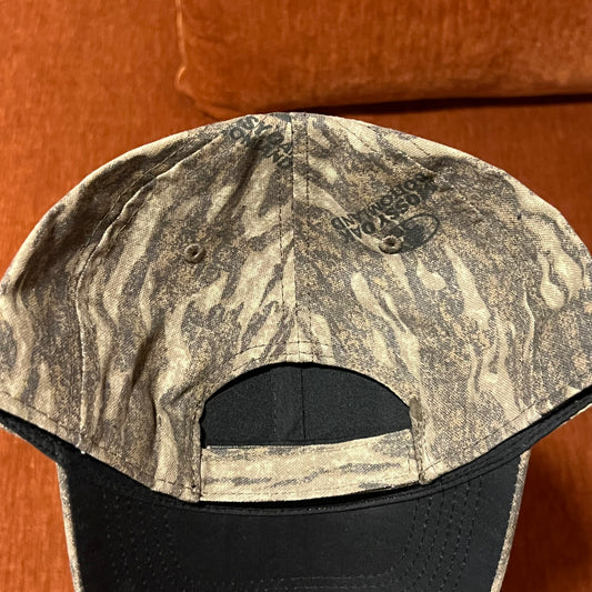 DUMP YOUR REPUBLICAN BOYFRIEND camo hat