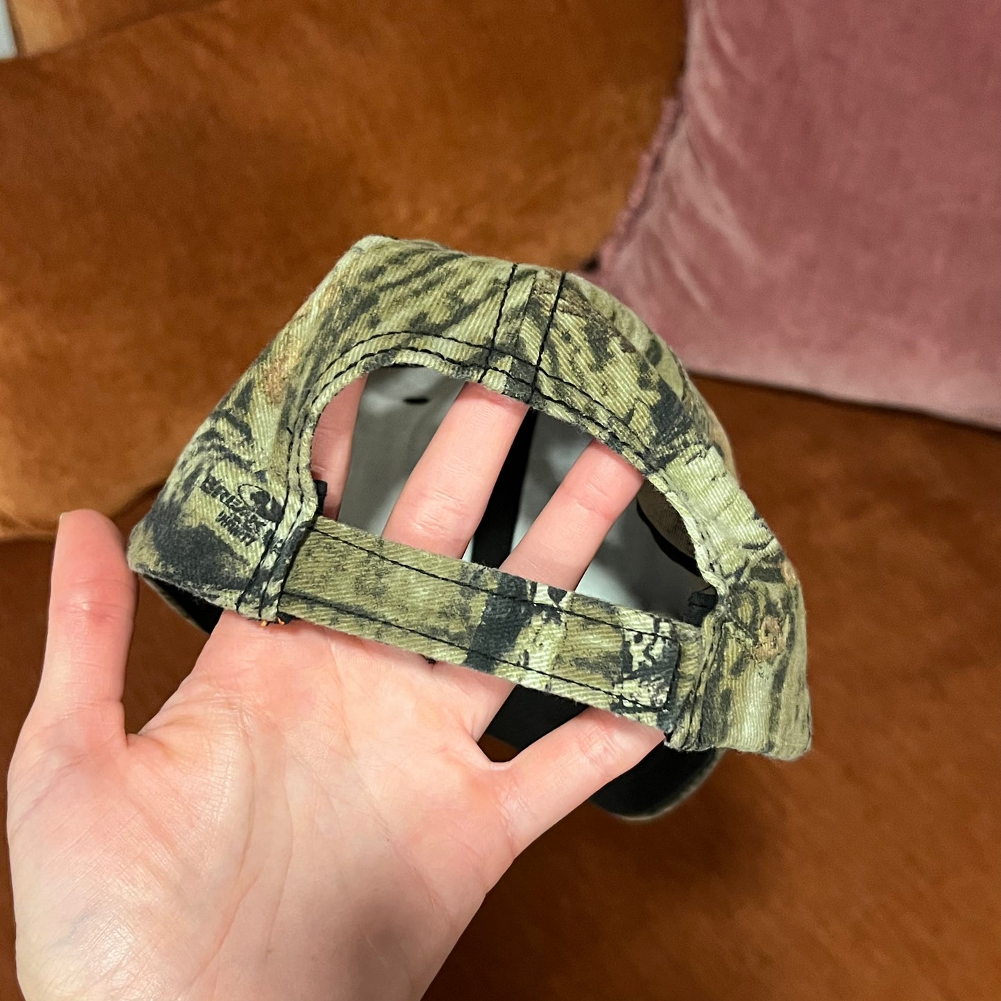 DUMP YOUR REPUBLICAN BOYFRIEND camo hat