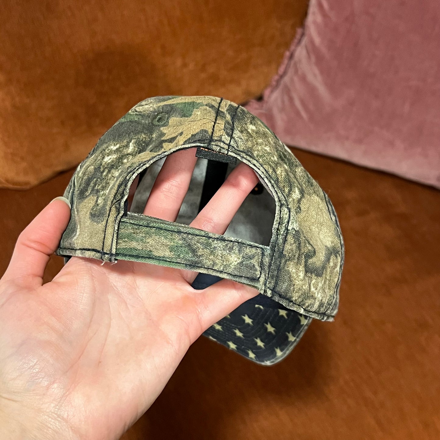 DUMP YOUR REPUBLICAN BOYFRIEND camo hat