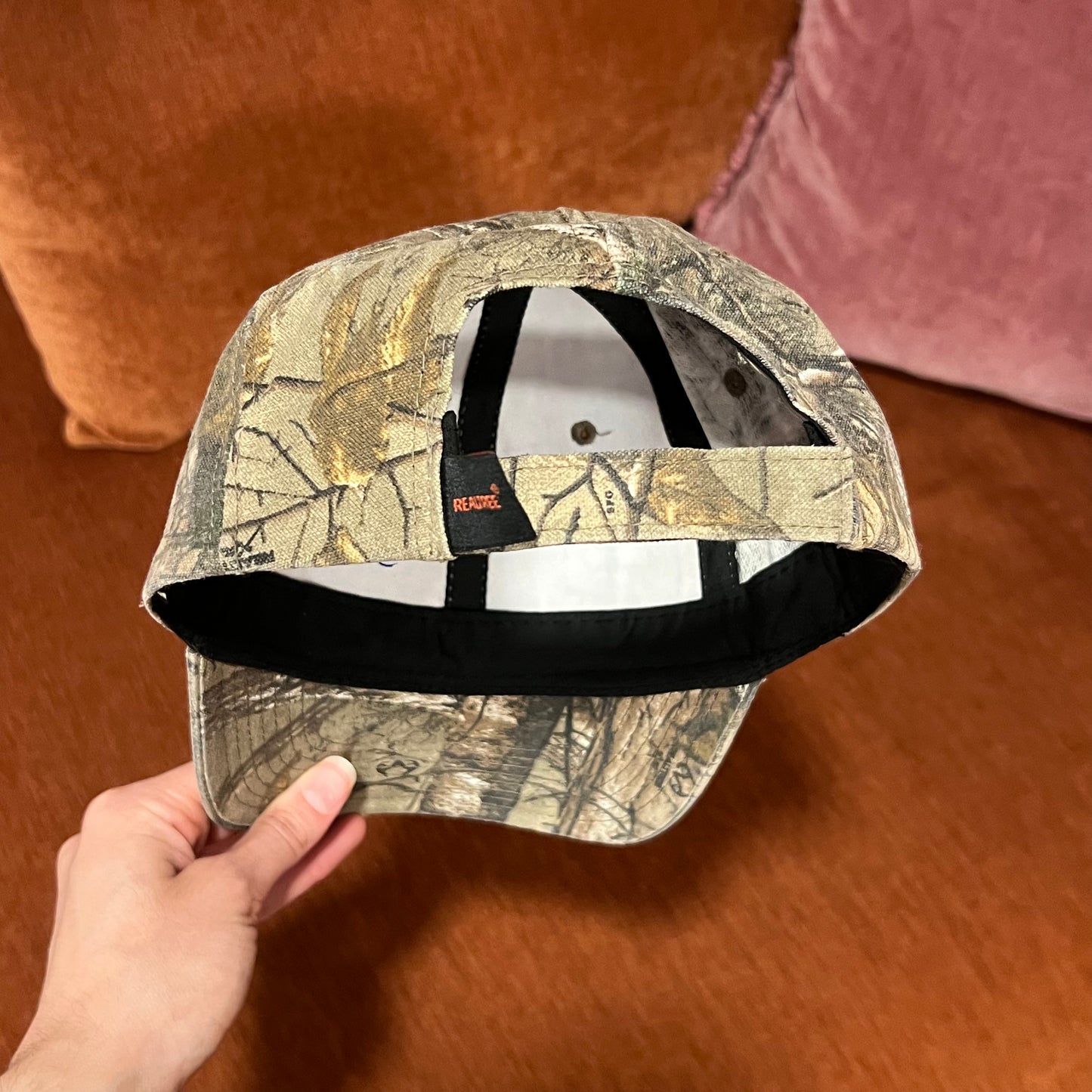 DUMP YOUR REPUBLICAN BOYFRIEND camo hat