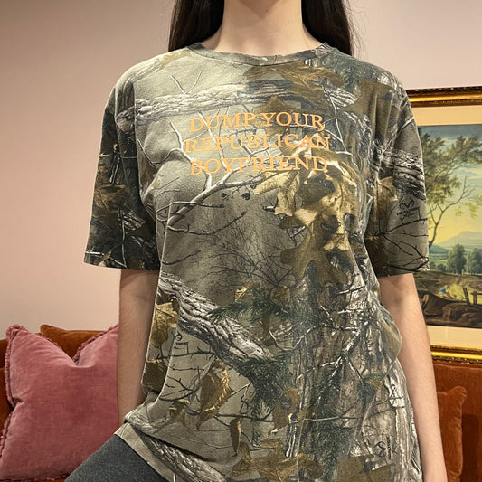 DUMP YOUR REPUBLICAN BOYFRIEND camo t-shirt with orange text (L)