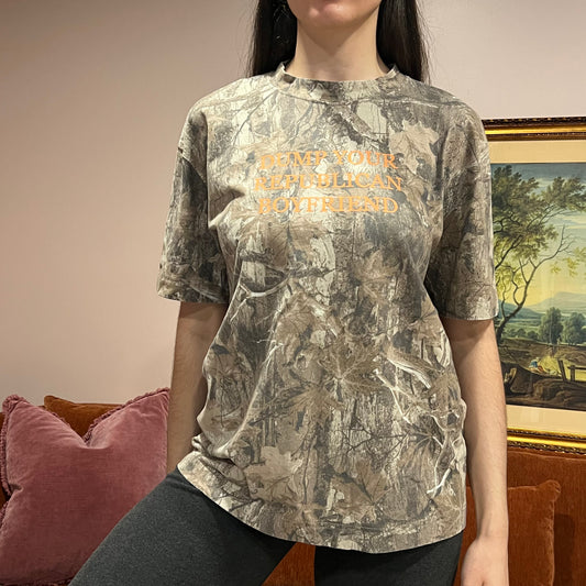 DUMP YOUR REPUBLICAN BOYFRIEND camo t-shirt with orange text (M)