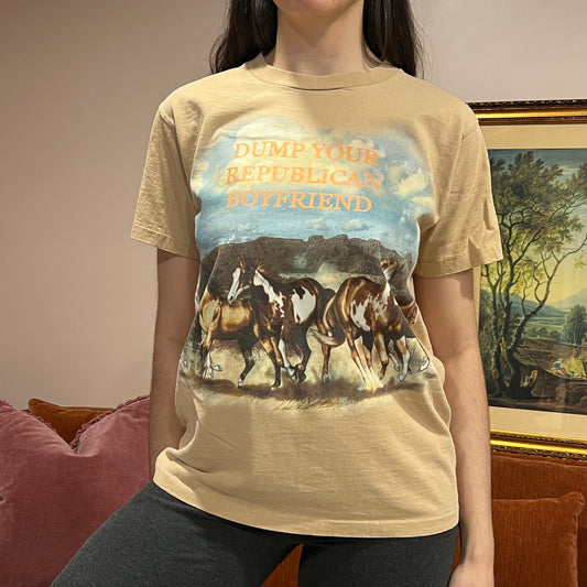 DUMP YOUR REPUBLICAN BOYFRIEND horse t-shirt with orange text (M)