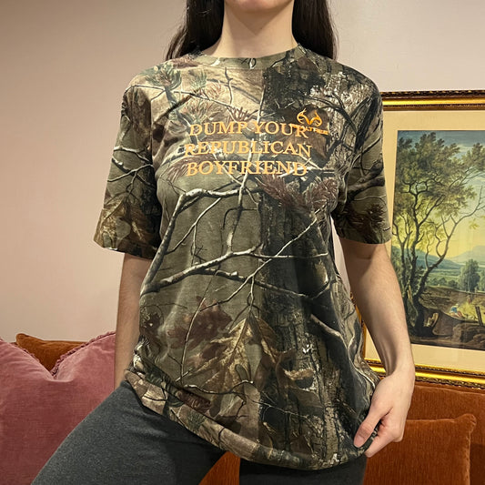 DUMP YOUR REPUBLICAN BOYFRIEND camo t-shirt with orange text (L)