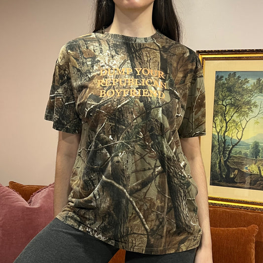 DUMP YOUR REPUBLICAN BOYFRIEND camo t-shirt with orange text (L)