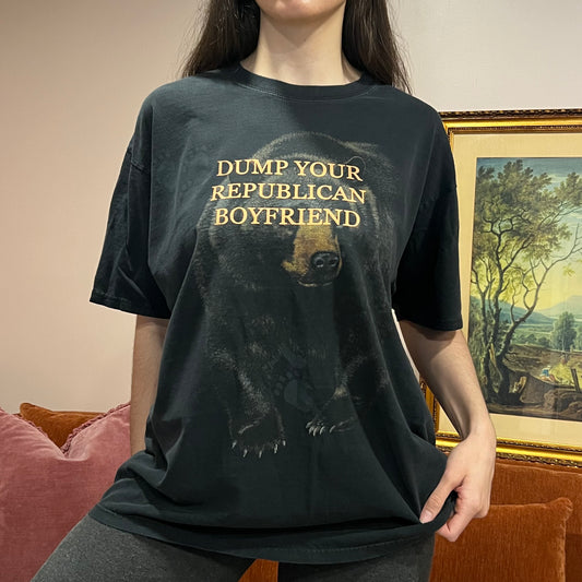 DUMP YOUR REPUBLICAN BOYFRIEND bear t-shirt with orange text (XL)