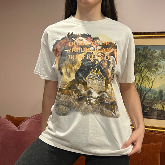 DUMP YOUR REPUBLICAN BOYFRIEND horse t-shirt with orange text (L)