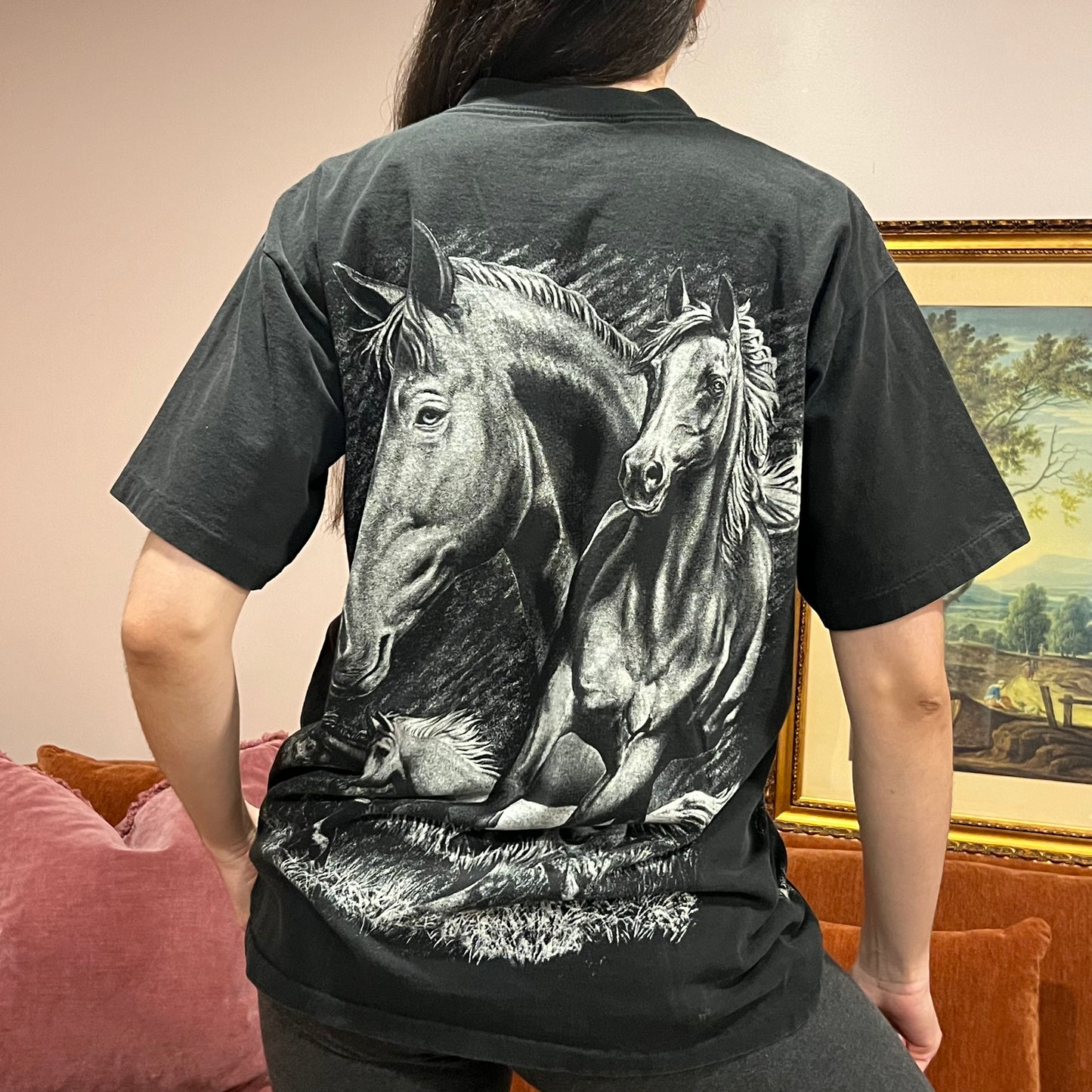 DUMP YOUR REPUBLICAN GIRLFRIEND horse t-shirt with blue text (L)