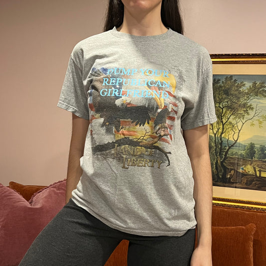 DUMP YOUR REPUBLICAN GIRLFRIEND eagle t-shirt with blue text (M)