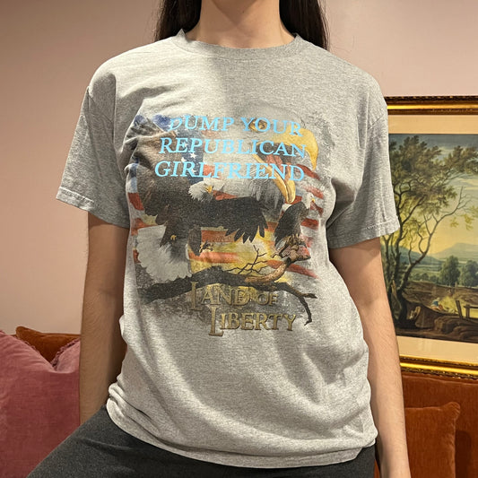 DUMP YOUR REPUBLICAN GIRLFRIEND eagle t-shirt with blue text (M)