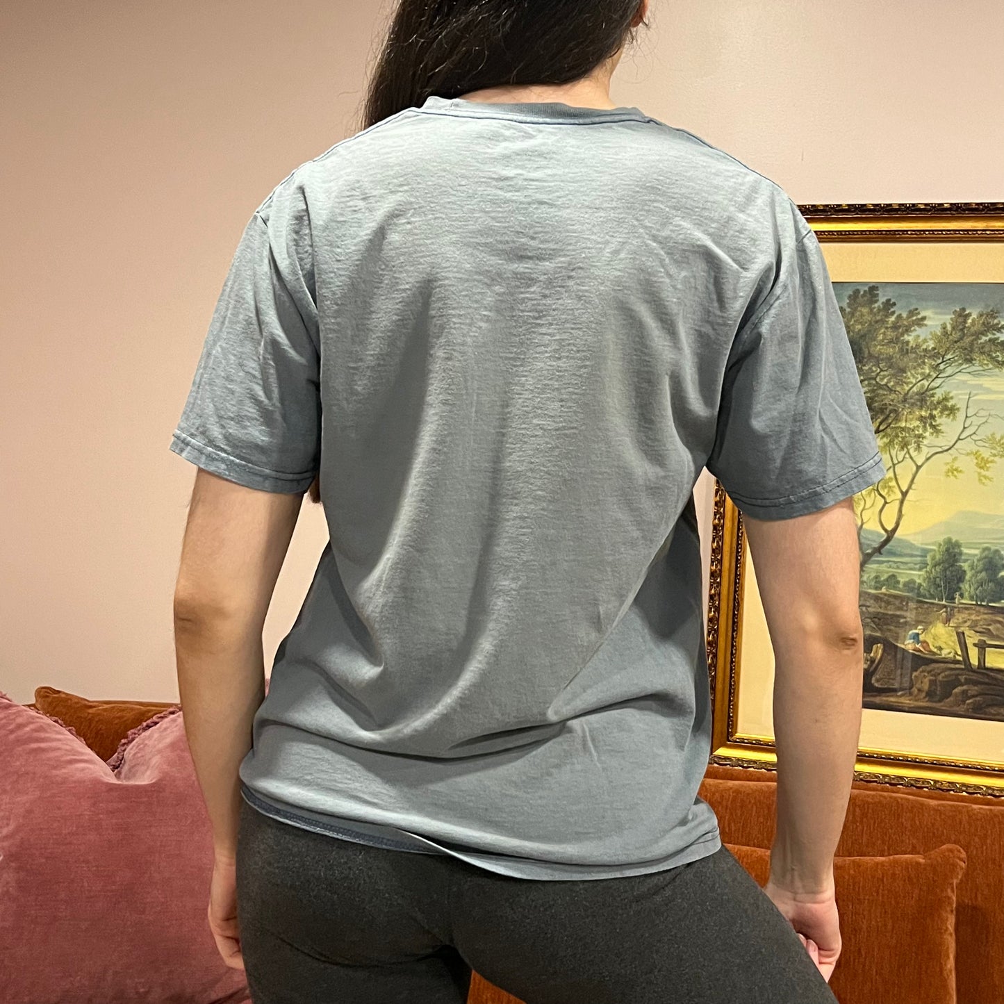 DUMP YOUR REPUBLICAN GIRLFRIEND deer t-shirt with blue text (M)