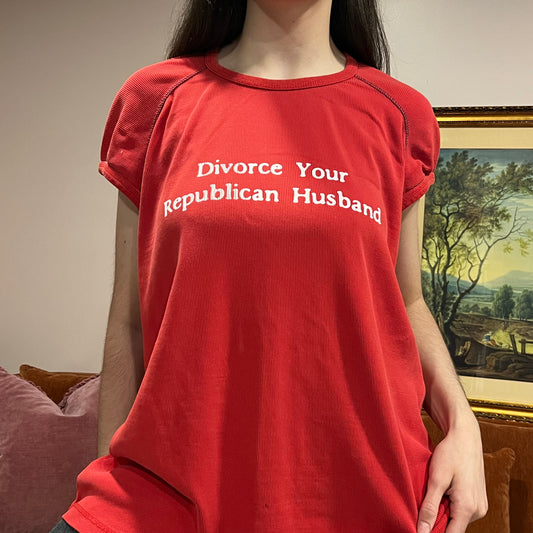 DIVORCE YOUR REPUBLICAN HUSBAND red t-shirt with white text (2XL)