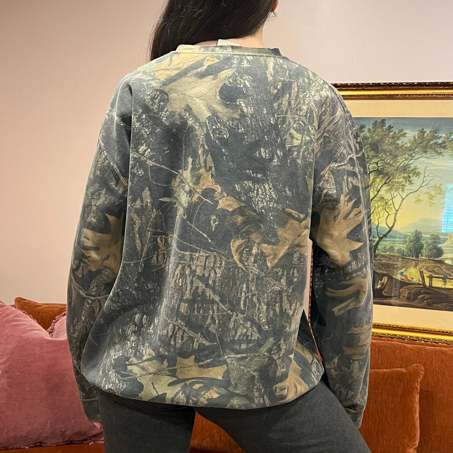 DUMP YOUR REPUBLICAN GIRLFRIEND camo crewneck with pink text (XL)
