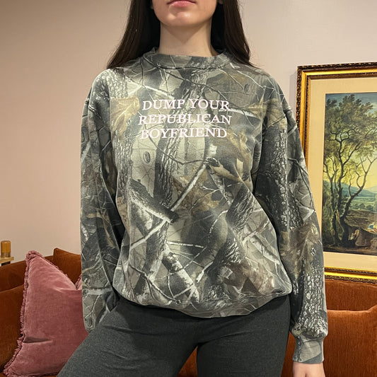 DUMP YOUR REPUBLICAN BOYFRIEND camo crewneck with pink text (M)