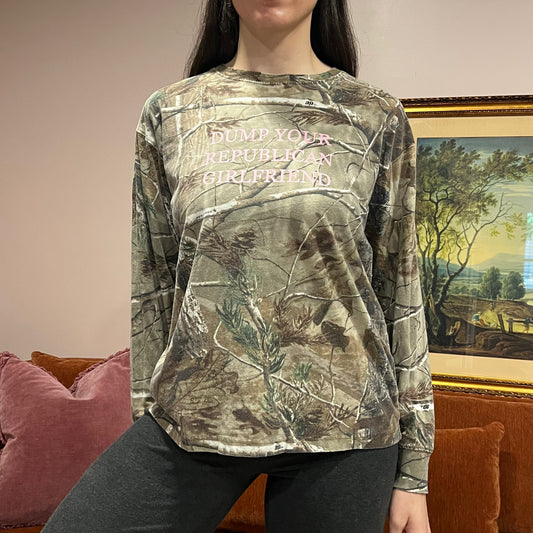 DUMP YOUR REPUBLICAN GIRLFRIEND camo long sleeve t-shirt with pink text (M)
