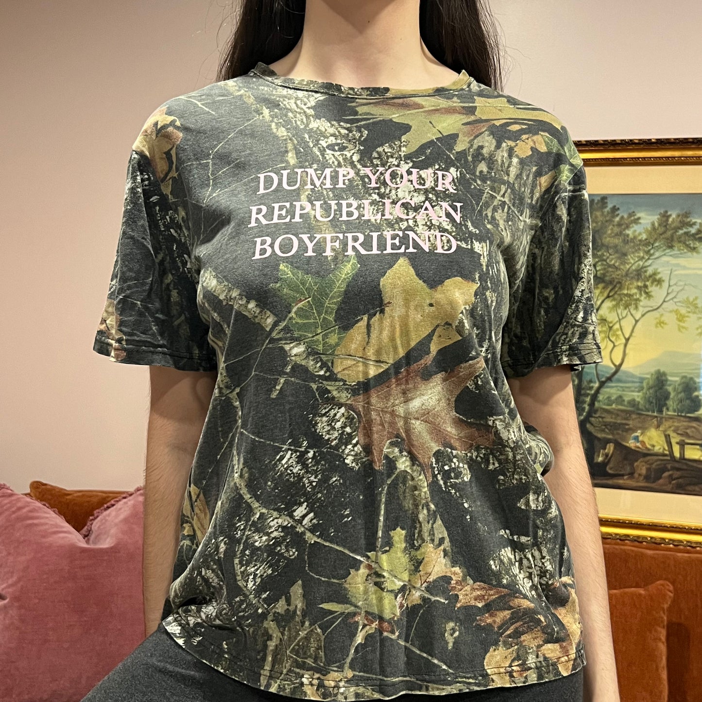 DUMP YOUR REPUBLICAN BOYFRIEND camo t-shirt with pink text (M)
