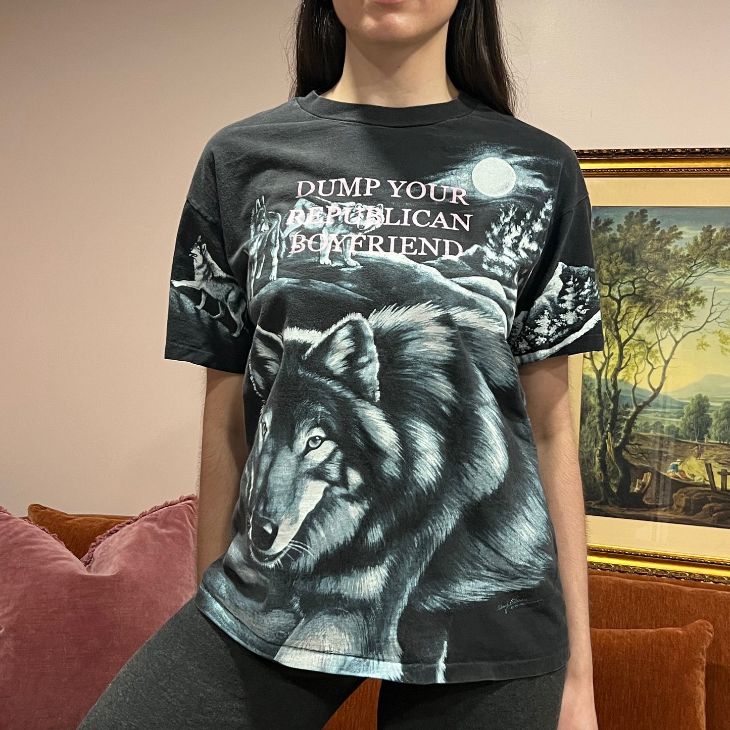 DUMP YOUR REPUBLICAN BOYFRIEND wolf t-shirt with pink text (L)