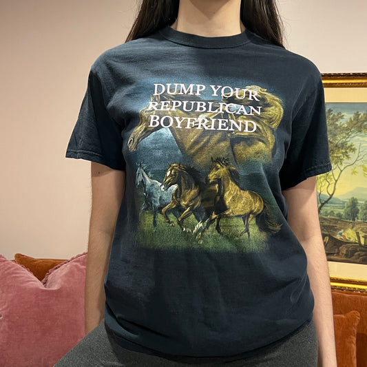 DUMP YOUR REPUBLICAN BOYFRIEND horse t-shirt with pink text (M)