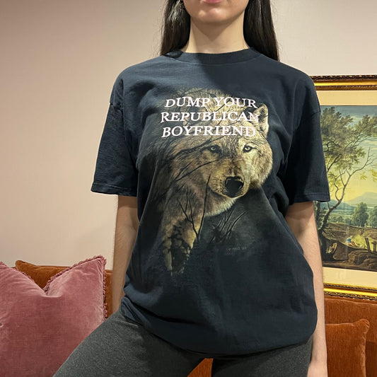 DUMP YOUR REPUBLICAN BOYFRIEND wolf t-shirt with pink text (L)