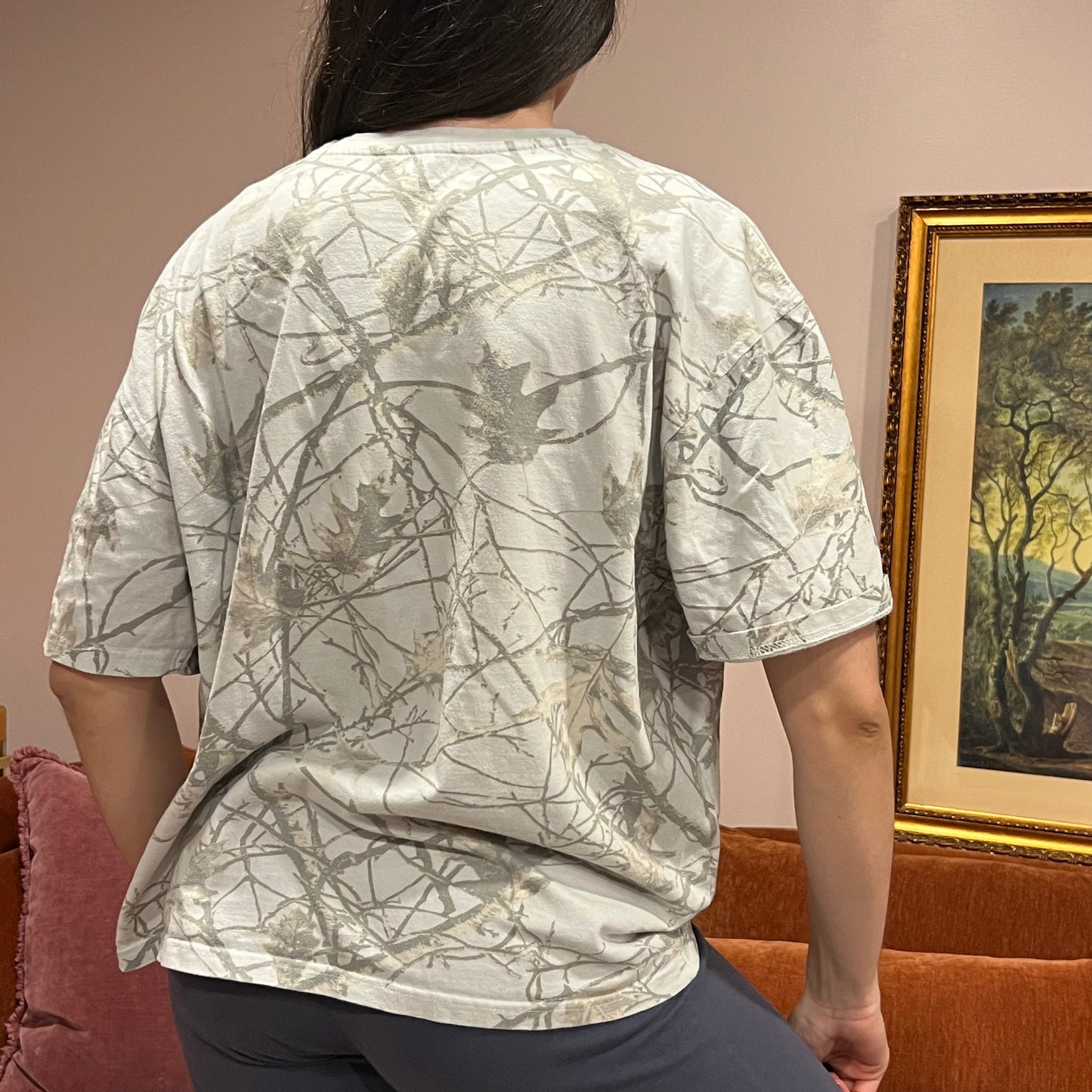 DUMP YOUR REPUBLICAN BOYFRIEND white camo t-shirt with pink text (L)