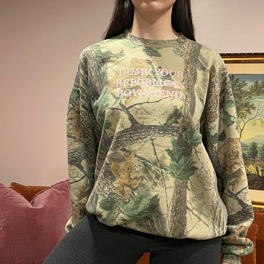 DUMP YOUR REPUBLICAN BOYFRIEND camo crewneck with pink text (2XL)